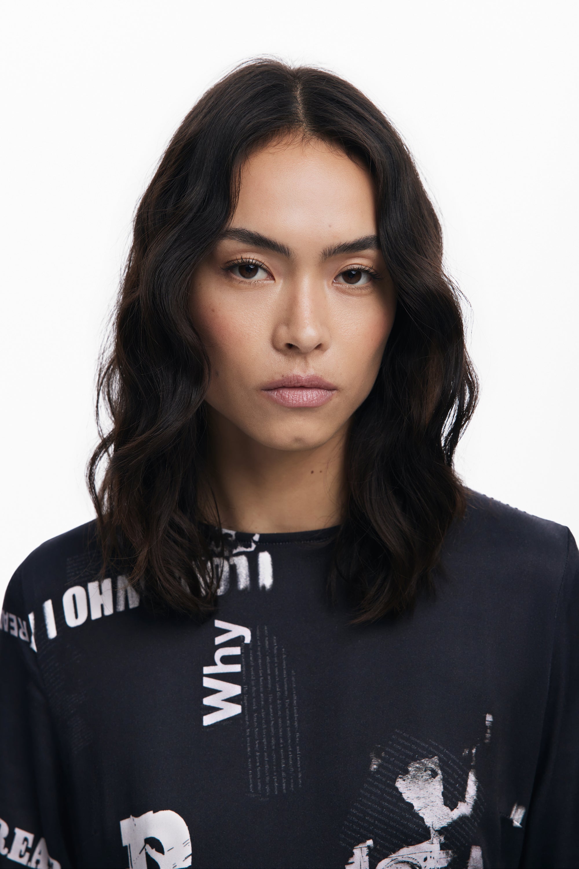 Short newspaper dress