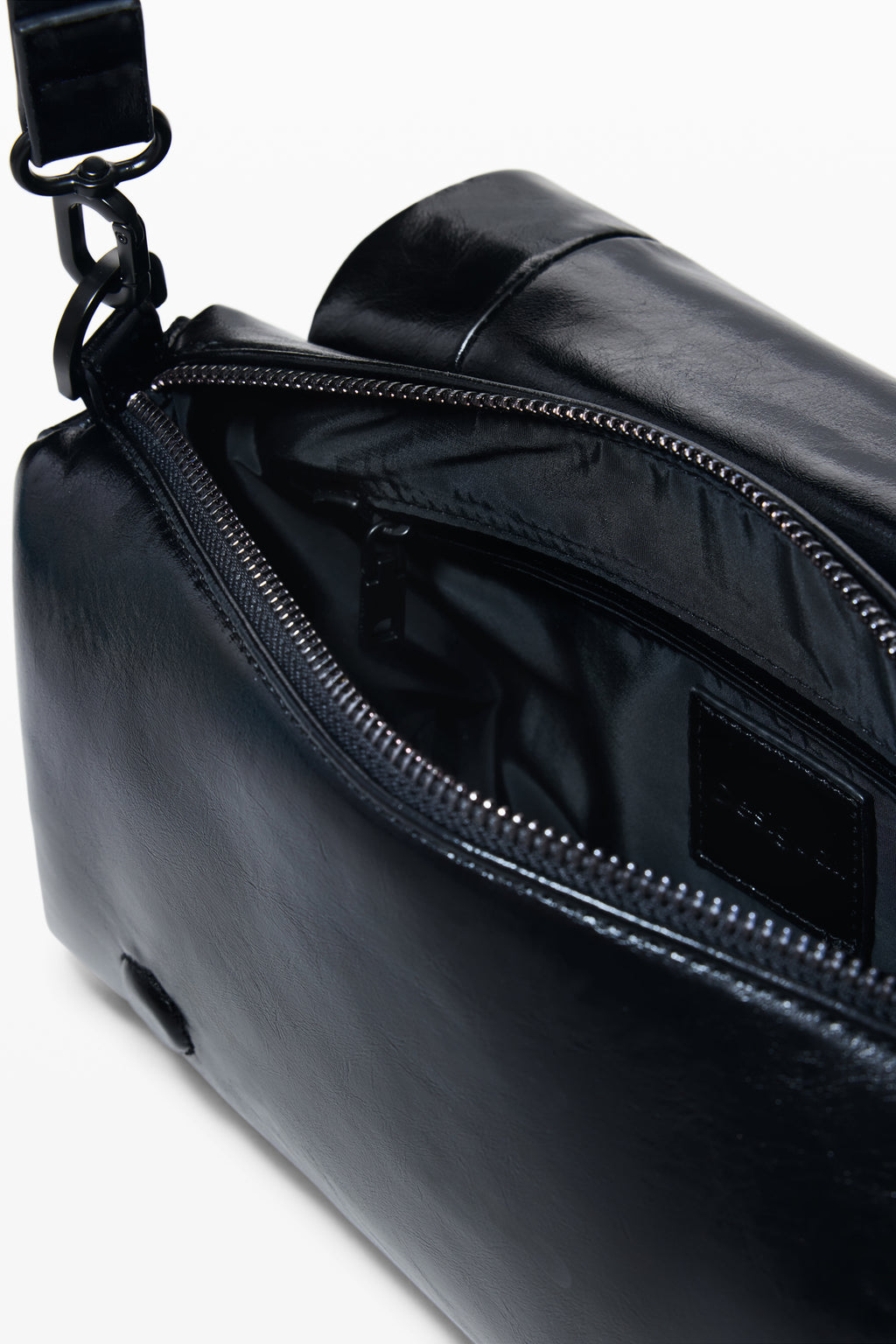 Shiny flower flap bag