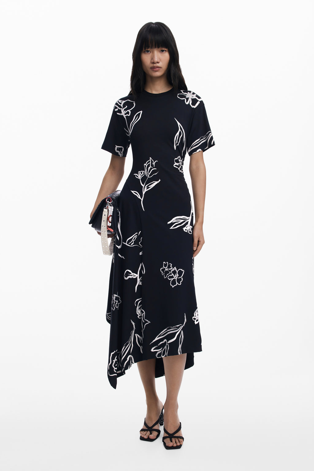 Asymmetric dress with floral strokes