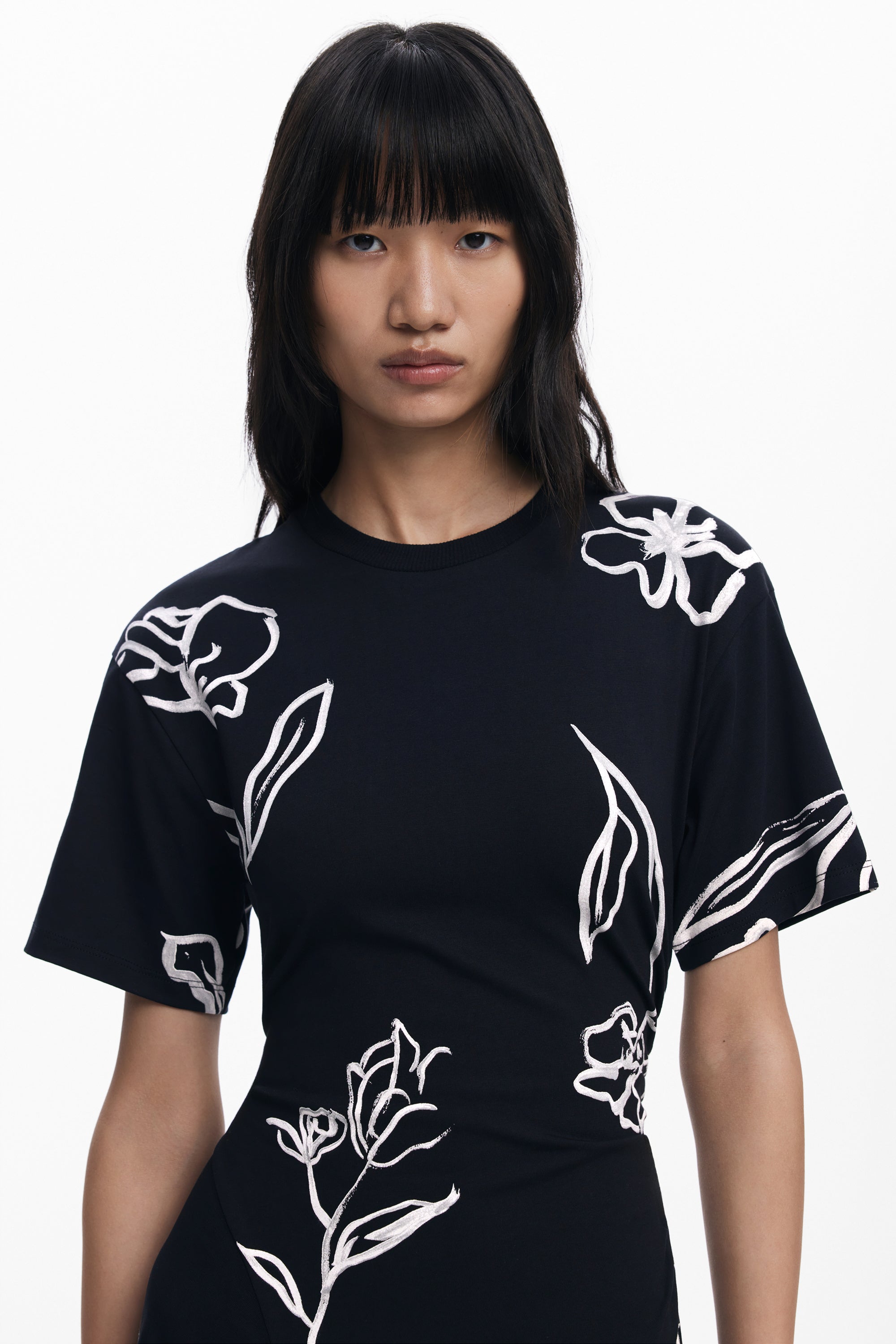 Asymmetric dress with floral strokes